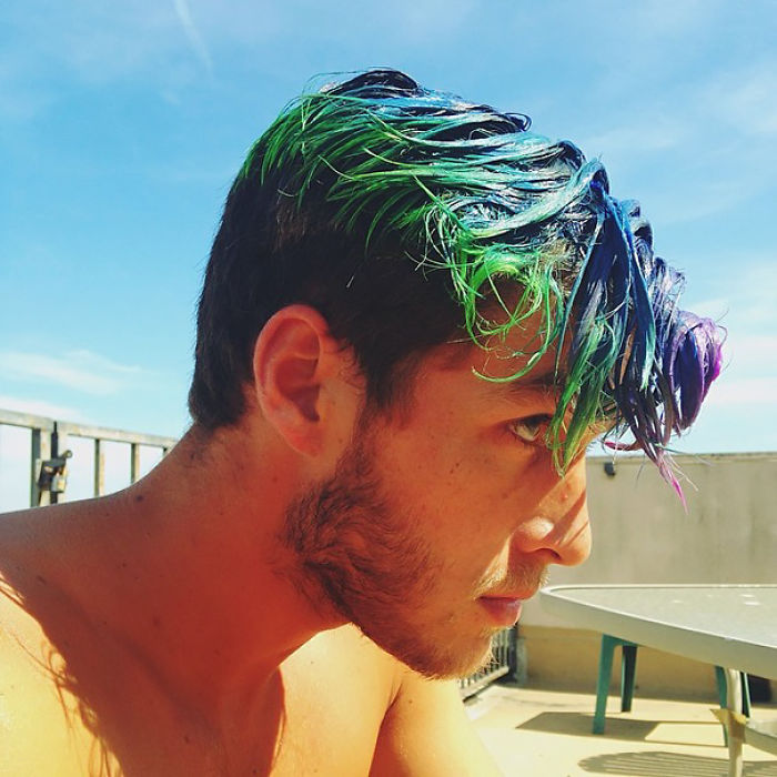 Merman Trend: Men Are Dyeing Their Hair With Incredibly Vivid Colors Merman Trend: Men Are Dyeing Their Hair With Incredibly Vivid Colors