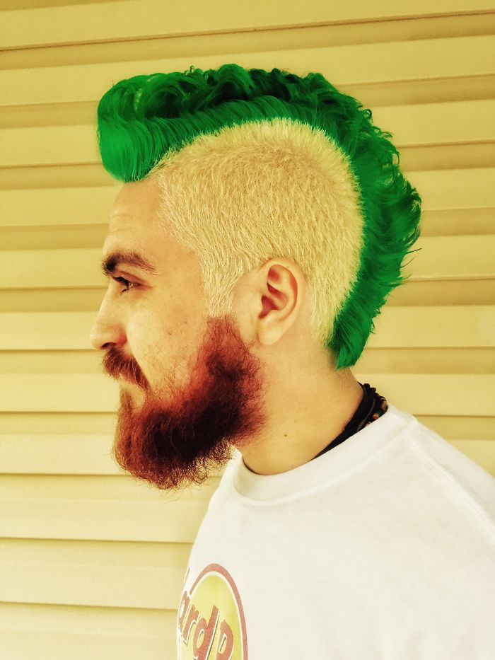 Merman Trend: Men Are Dyeing Their Hair With Incredibly Vivid Colors Merman Trend: Men Are Dyeing Their Hair With Incredibly Vivid Colors