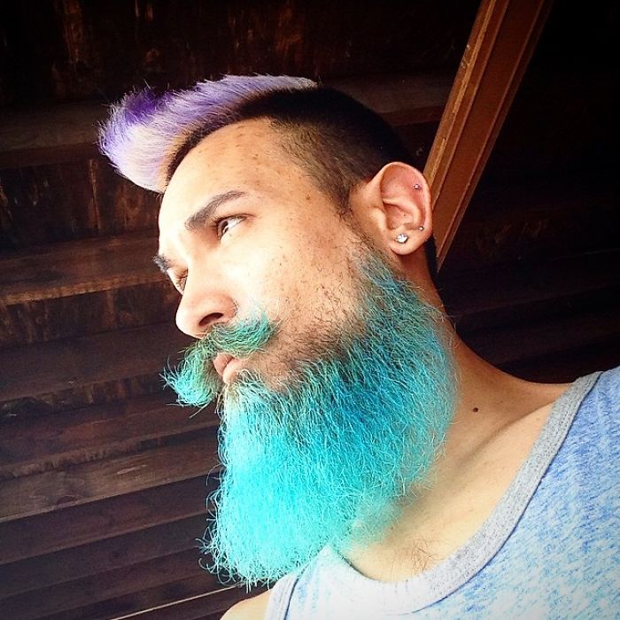 Merman Trend: Men Are Dyeing Their Hair With Incredibly Vivid Colors Merman Trend: Men Are Dyeing Their Hair With Incredibly Vivid Colors