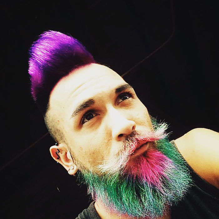 Merman Trend: Men Are Dyeing Their Hair With Incredibly Vivid Colors Merman Trend: Men Are Dyeing Their Hair With Incredibly Vivid Colors