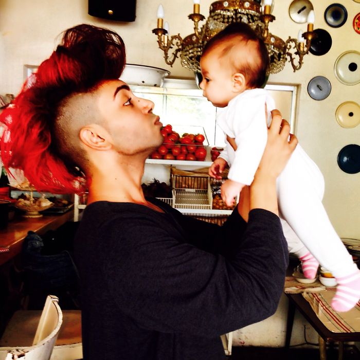 Merman Trend: Men Are Dyeing Their Hair With Incredibly Vivid Colors Merman Trend: Men Are Dyeing Their Hair With Incredibly Vivid Colors