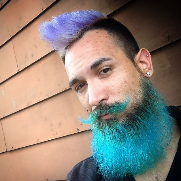 Merman Trend: Men Are Dyeing Their Hair With Incredibly Vivid Colors Merman Trend: Men Are Dyeing Their Hair With Incredibly Vivid Colors