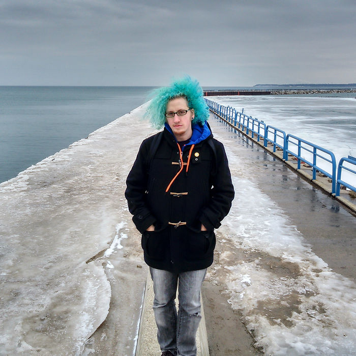 Merman Trend: Men Are Dyeing Their Hair With Incredibly Vivid Colors Merman Trend: Men Are Dyeing Their Hair With Incredibly Vivid Colors