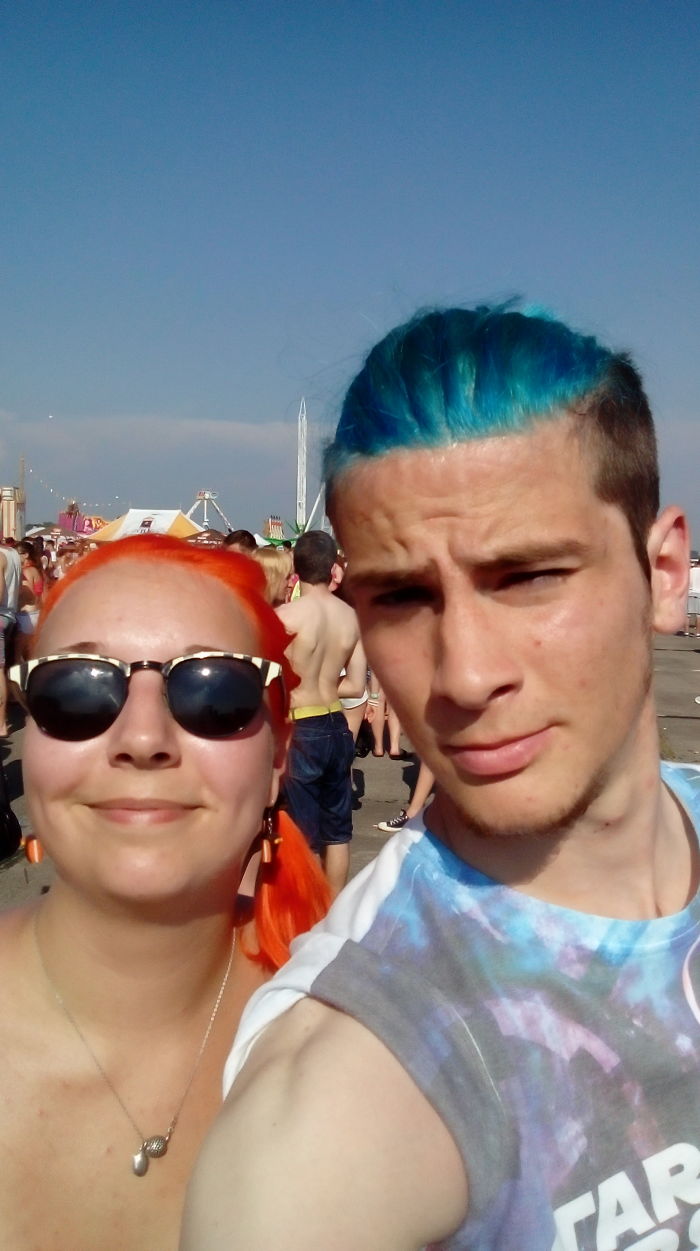 Merman Trend: Men Are Dyeing Their Hair With Incredibly Vivid Colors Merman Trend: Men Are Dyeing Their Hair With Incredibly Vivid Colors