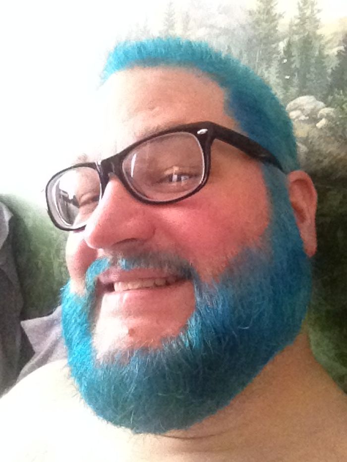 Merman Trend: Men Are Dyeing Their Hair With Incredibly Vivid Colors Merman Trend: Men Are Dyeing Their Hair With Incredibly Vivid Colors