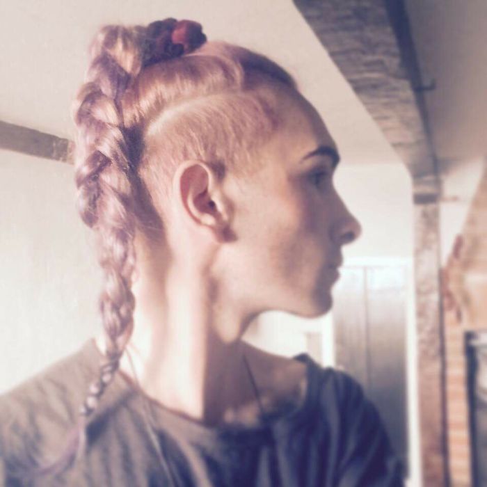 Merman Trend: Men Are Dyeing Their Hair With Incredibly Vivid Colors Merman Trend: Men Are Dyeing Their Hair With Incredibly Vivid Colors