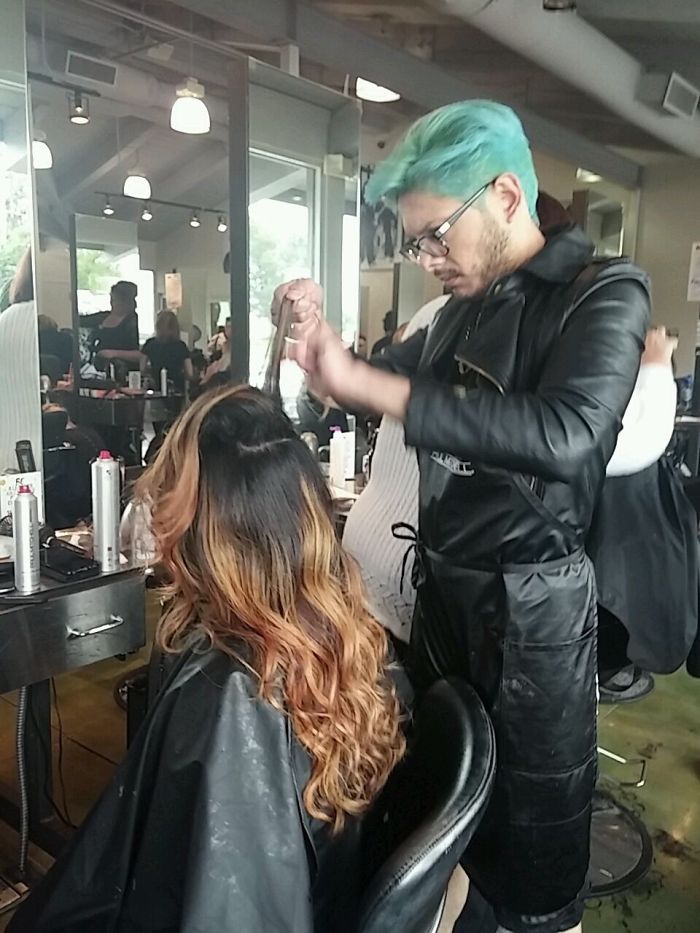 Merman Trend: Men Are Dyeing Their Hair With Incredibly Vivid Colors Merman Trend: Men Are Dyeing Their Hair With Incredibly Vivid Colors