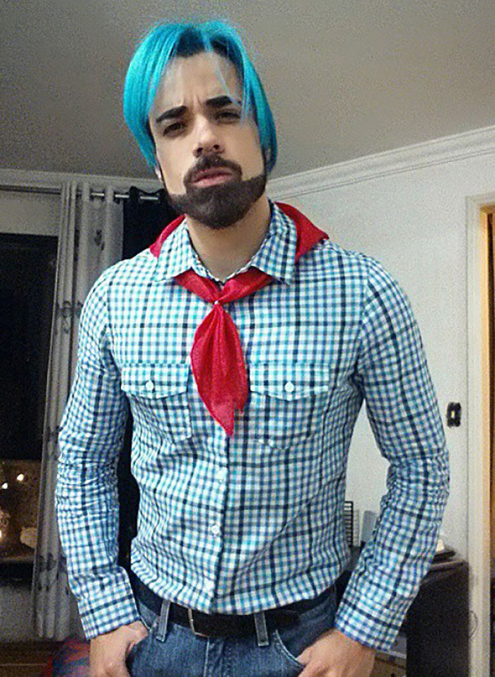 Merman Trend: Men Are Dyeing Their Hair With Incredibly Vivid Colors Merman Trend: Men Are Dyeing Their Hair With Incredibly Vivid Colors