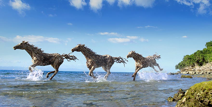 Driftwood Dragons And Beast Sculptures By James Doran-Webb Driftwood Dragons And Beast Sculptures By James Doran-Webb
