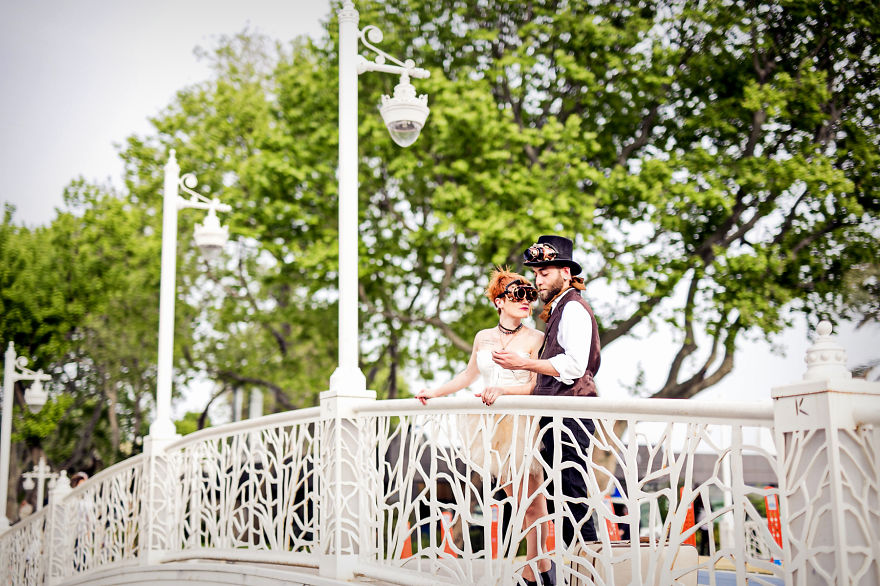 Steampunk Wedding Inspired By Alice In Wonderland Steampunk Wedding Inspired By Alice In Wonderland