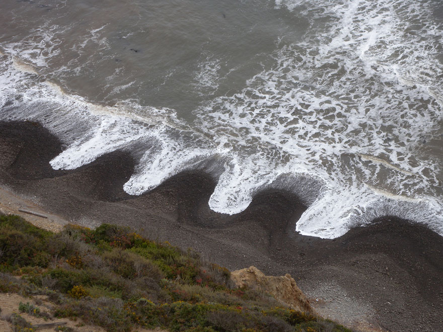 Mysterious Beach Patterns That Scientists Can’t Explain Mysterious Beach Patterns That Scientists Can’t Explain