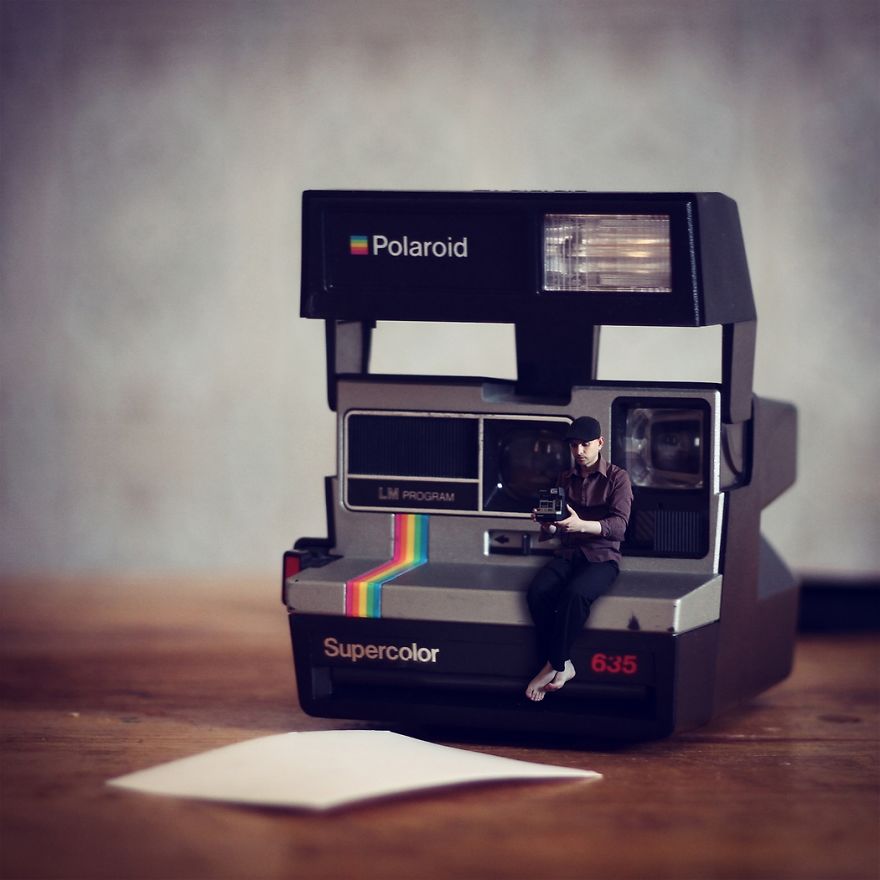 I Turn Myself Into A Miniature Human Exploring The Big World