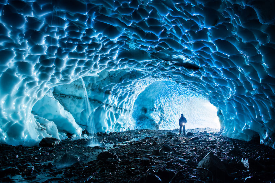 I Turned My Grandma’s Old Van Into A Mobile Home So I Could Travel Across North America I Turned My Grandma’s Old Van Into A Mobile Home So I Could Travel Across North America