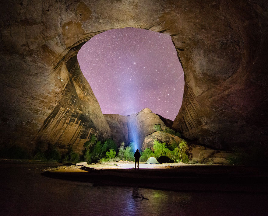 I Turned My Grandma’s Old Van Into A Mobile Home So I Could Travel Across North America I Turned My Grandma’s Old Van Into A Mobile Home So I Could Travel Across North America