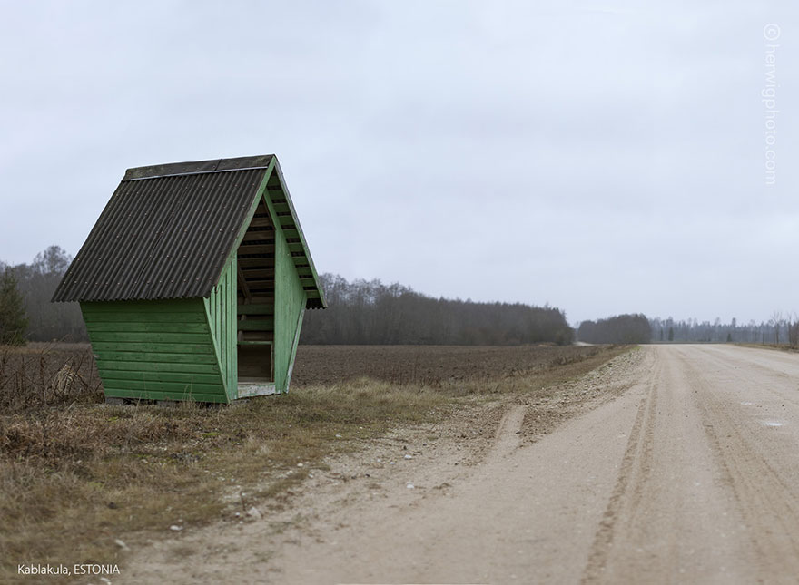 Photographer Travels 30,000km Documenting Soviet Bus Stops And Is Accused Of Spying