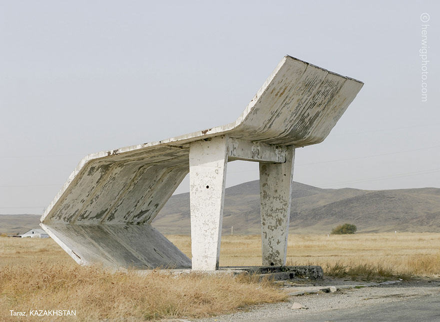 Photographer Travels 30,000km Documenting Soviet Bus Stops And Is Accused Of Spying