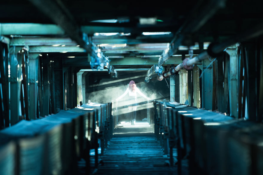 I Sneak Into Abandoned Soviet Buildings To Photograph Them Frozen In Time