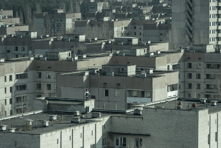 I Sneak Into Abandoned Soviet Buildings To Photograph Them Frozen In Time