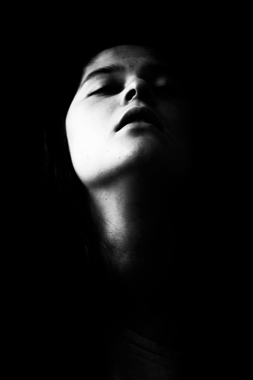 After I Attempted Suicide, I Photographed Myself In A Psychiatric Hospital To Calm My Head After I Attempted Suicide, I Photographed Myself In A Psychiatric Hospital To Calm My Head