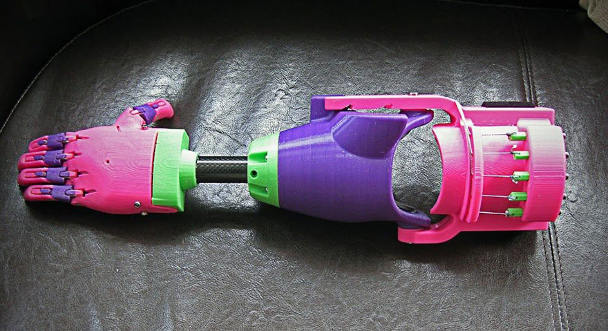 Girl Surprised To Receive 3D-Printed Arm From Designer Who Is Also Missing His Left Arm