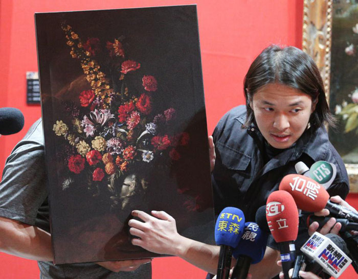 12-Year-Boy Trips And Punches Hole In $1.5 Million Painting From 17th Century 12-Year-Boy Trips And Punches Hole In $1.5 Million Painting From 17th Century