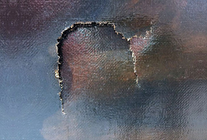 12-Year-Boy Trips And Punches Hole In $1.5 Million Painting From 17th Century 12-Year-Boy Trips And Punches Hole In $1.5 Million Painting From 17th Century