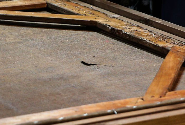 12-Year-Boy Trips And Punches Hole In $1.5 Million Painting From 17th Century 12-Year-Boy Trips And Punches Hole In $1.5 Million Painting From 17th Century