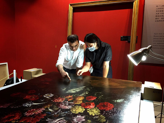 12-Year-Boy Trips And Punches Hole In $1.5 Million Painting From 17th Century 12-Year-Boy Trips And Punches Hole In $1.5 Million Painting From 17th Century