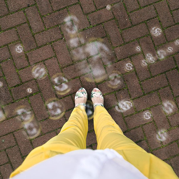 The Same Frame Everyday: An Instagram Account Full Of Colorful Daily Celebrations