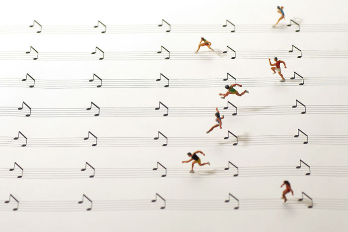 Japanese Artist Creates Fun Miniature Dioramas Every Day For 5 Years Japanese Artist Creates Fun Miniature Dioramas Every Day For 5 Years