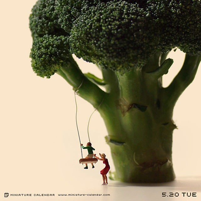 Japanese Artist Creates Fun Miniature Dioramas Every Day For 5 Years Japanese Artist Creates Fun Miniature Dioramas Every Day For 5 Years