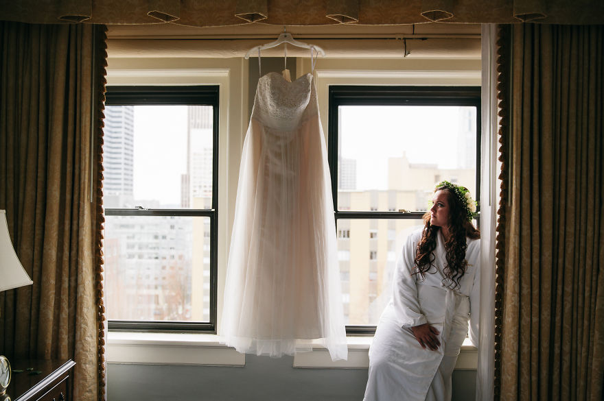 Memorial Photo Shoot: Fiancé Passed Away One Month Before Wedding Day