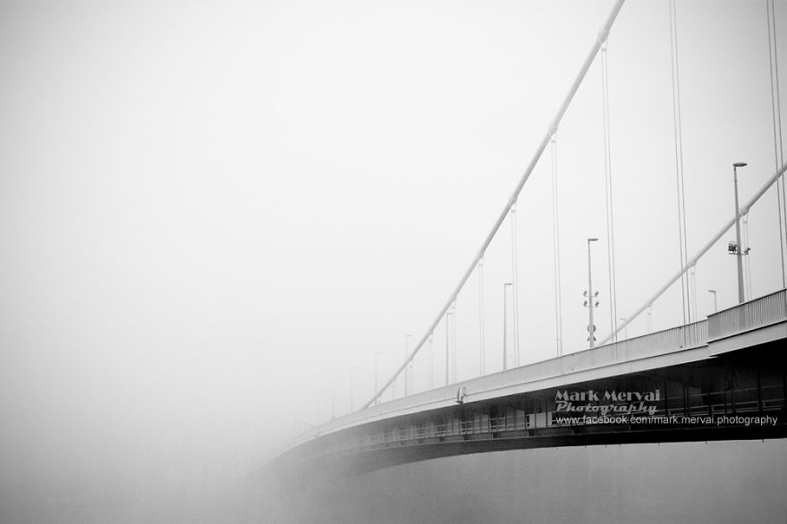 I Hunt For Fog To Capture Apocalyptic Photos Of Cities I Hunt For Fog To Capture Apocalyptic Photos Of Cities