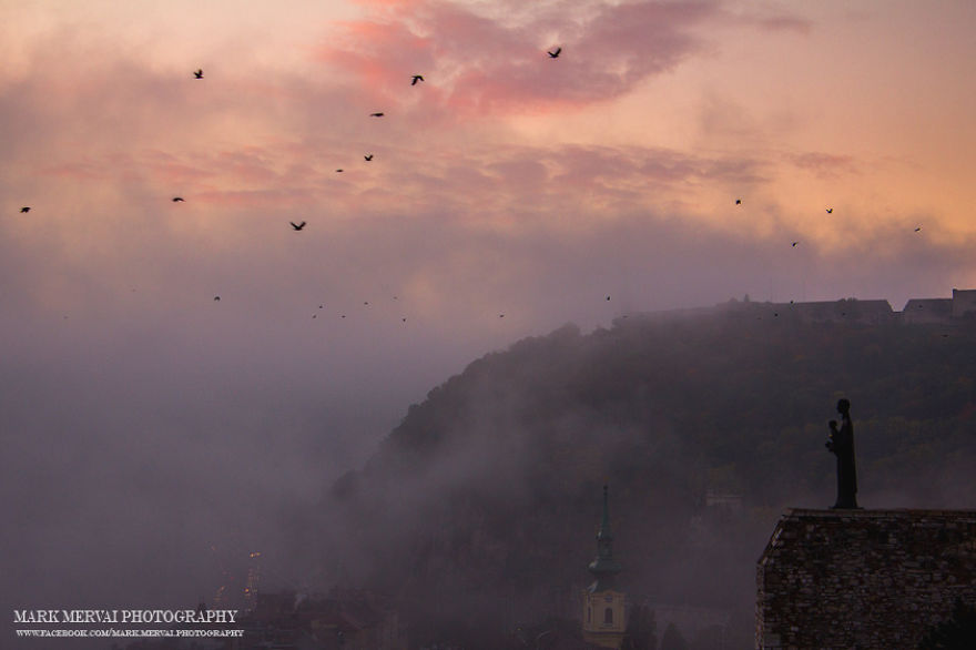 I Hunt For Fog To Capture Apocalyptic Photos Of Cities I Hunt For Fog To Capture Apocalyptic Photos Of Cities