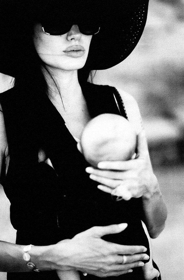 Brad Pitt’s Intimate Photos Of Angelina Jolie Offer A B&W Glimpse Into Their Family Life Brad Pitt’s Intimate Photos Of Angelina Jolie Offer A B&W Glimpse Into Their Family Life
