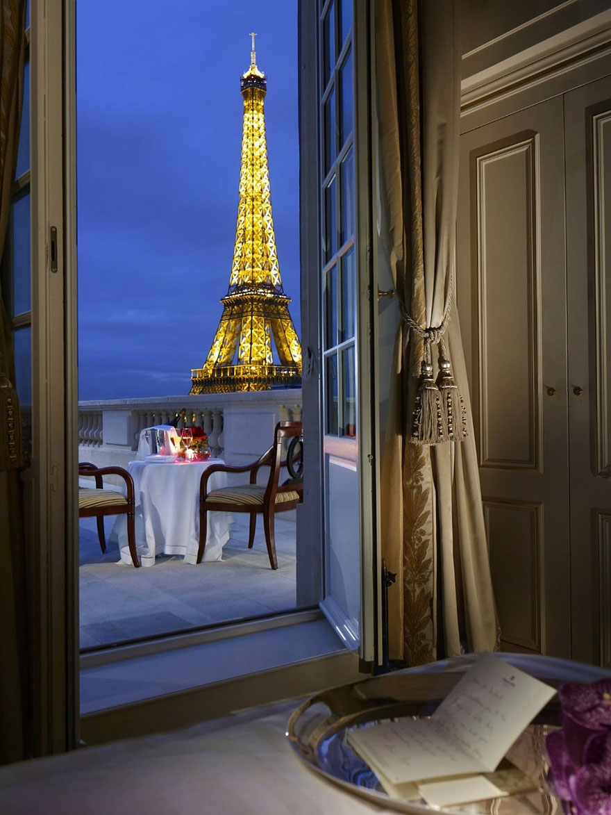 43 Rooms With A View You&#8217;d Like To Be Sitting In Right Now