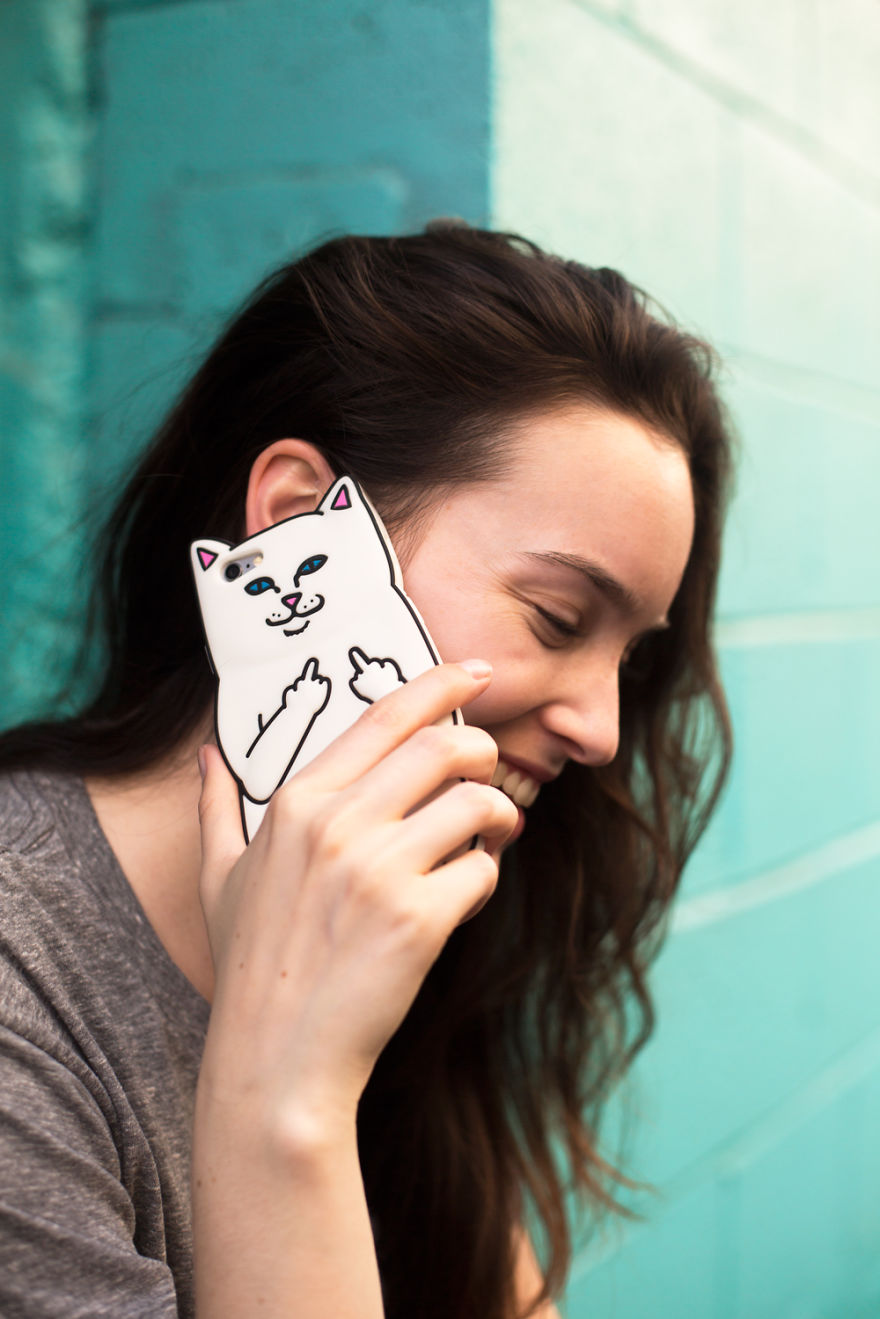 This Iphone Case Makes Sure No One Will Bother You When You Speak This Iphone Case Makes Sure No One Will Bother You When You Speak