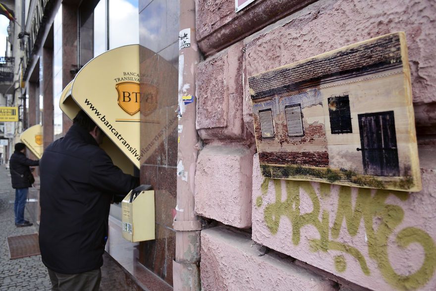 I Hang Woodprints Around Cluj, Romania For People To Find And Take Home I Hang Woodprints Around Cluj, Romania For People To Find And Take Home