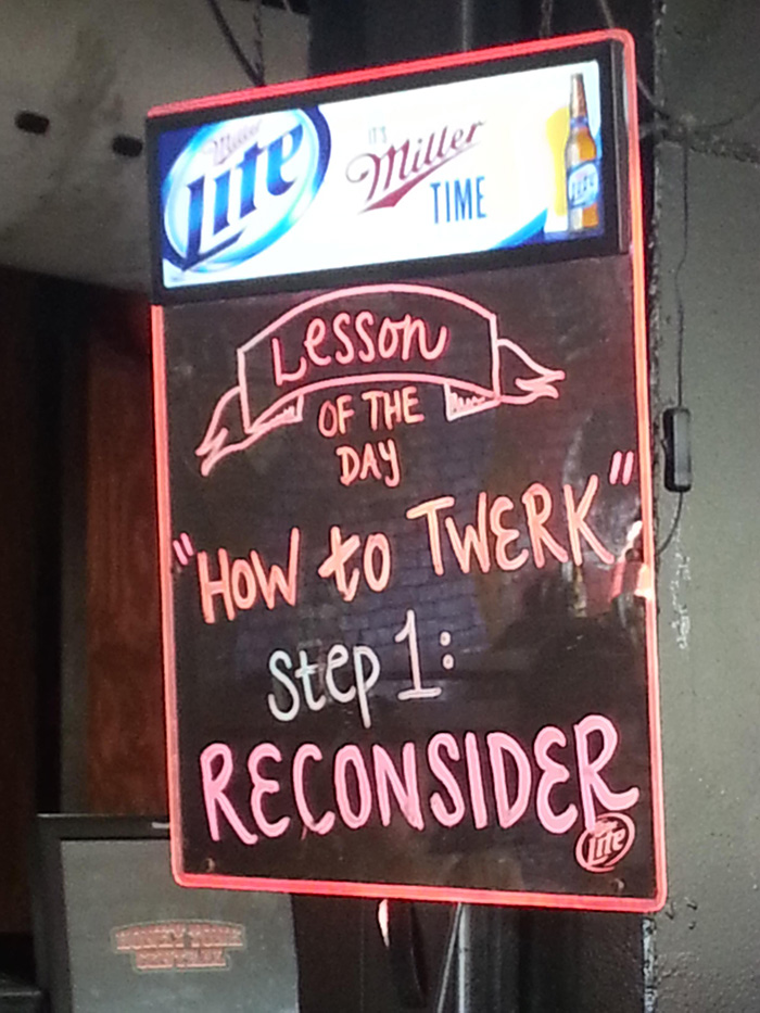 100 Of The Funniest Bar &#038; Cafe Chalkboard Signs Ever