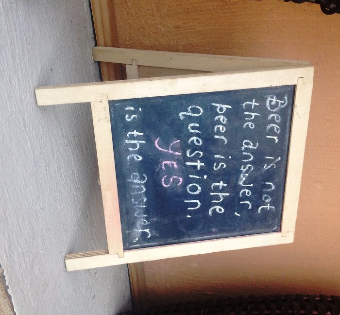 100 Of The Funniest Bar &#038; Cafe Chalkboard Signs Ever