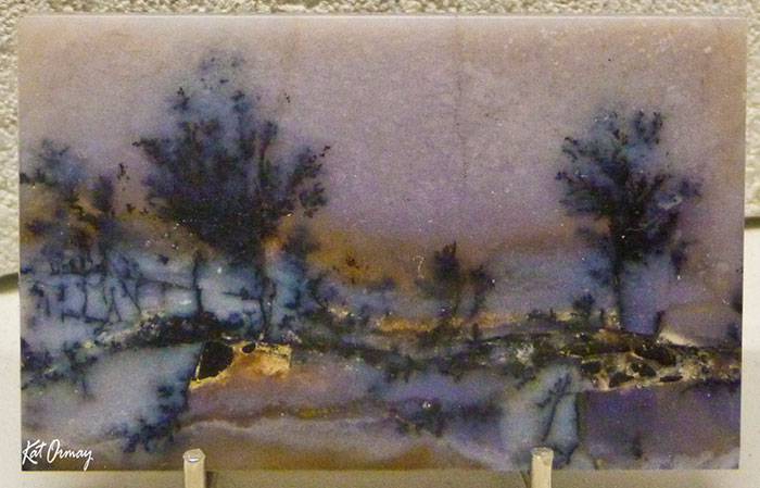 Agate Crystals Look Like Tiny Landscape Photos Agate Crystals Look Like Tiny Landscape Photos