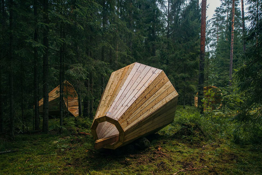 Estonian Students Build Giant Wooden Megaphones To Listen To The Forest Estonian Students Build Giant Wooden Megaphones To Listen To The Forest