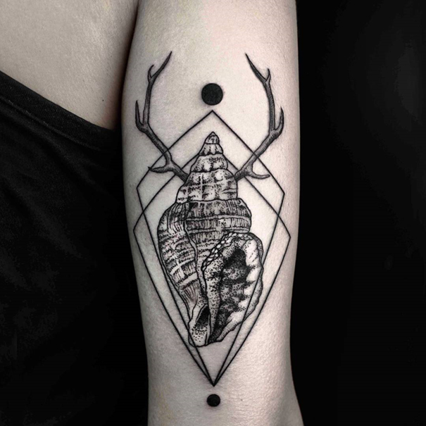 Geometric Tattoos By Turkish Artist Okan Uçkun