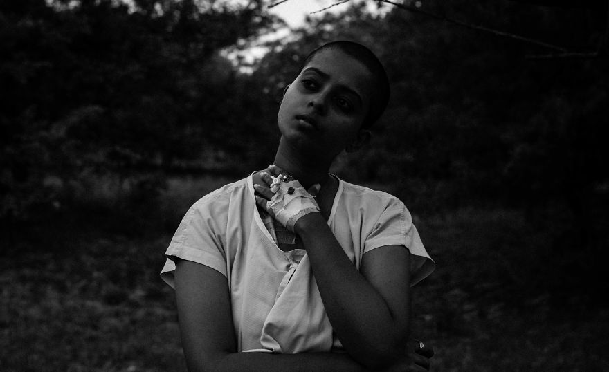 The Diary Of A Bald Girl In The Final Stage Of Cancer