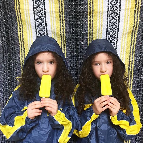 Mirror Sisters Mirror Sisters