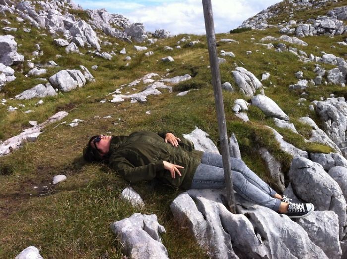 92 People Who Accidentally Dressed Like Their Surroundings