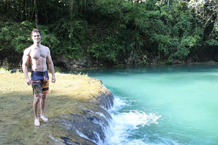 The Hottest Animal Doctor Ever That’ll Make You Want To Get Your Pet Checked The Hottest Animal Doctor Ever That’ll Make You Want To Get Your Pet Checked