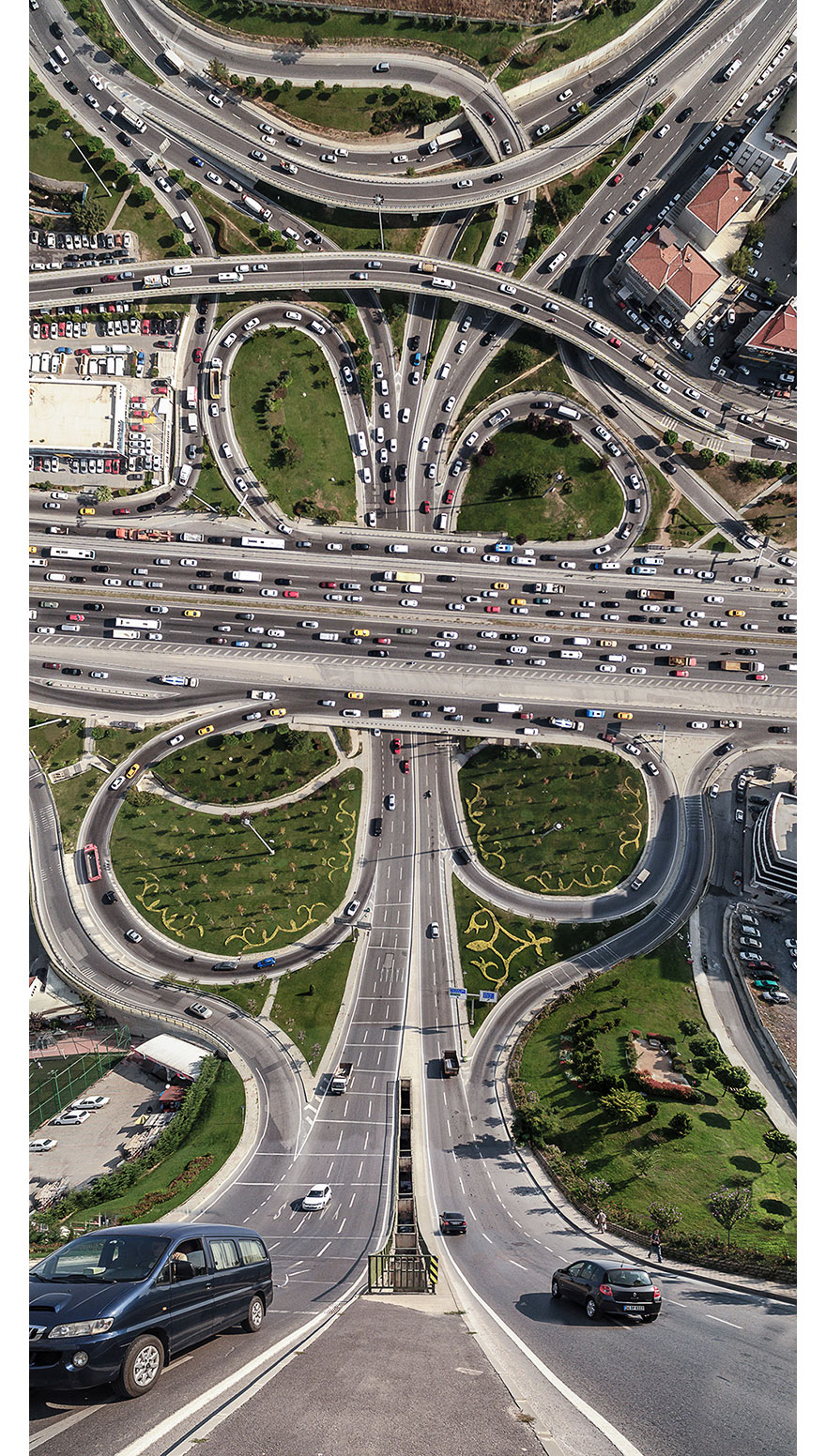 Mind-Bending Photos Of Istanbul Look Straight From Inception