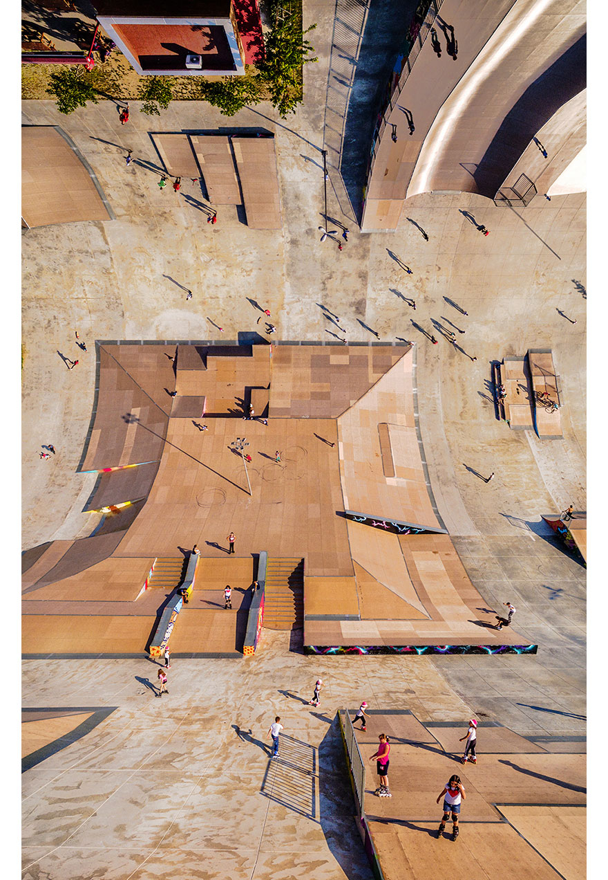 Mind-Bending Photos Of Istanbul Look Straight From Inception