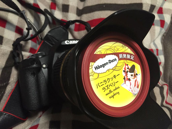 Häagen-Dazs Ice Cream Lid Is Actually A Perfect 72mm Lens Cap